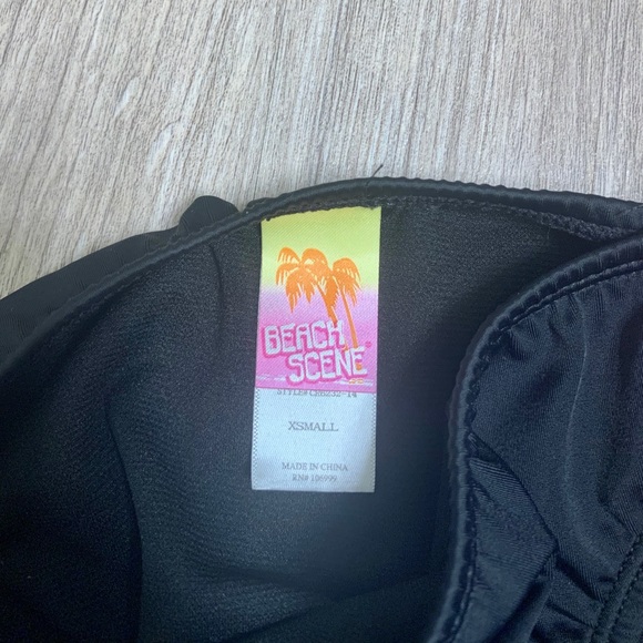 Black bikini bottom with side bows XS - Picture 3 of 3